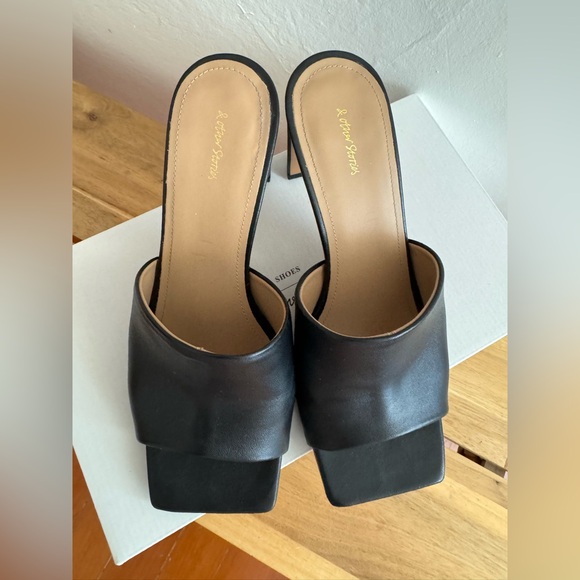& Other Stories Heeled Leather Square Toe Mule Sandal in Black 37 EU / 6.5-7 US - Picture 4 of 6